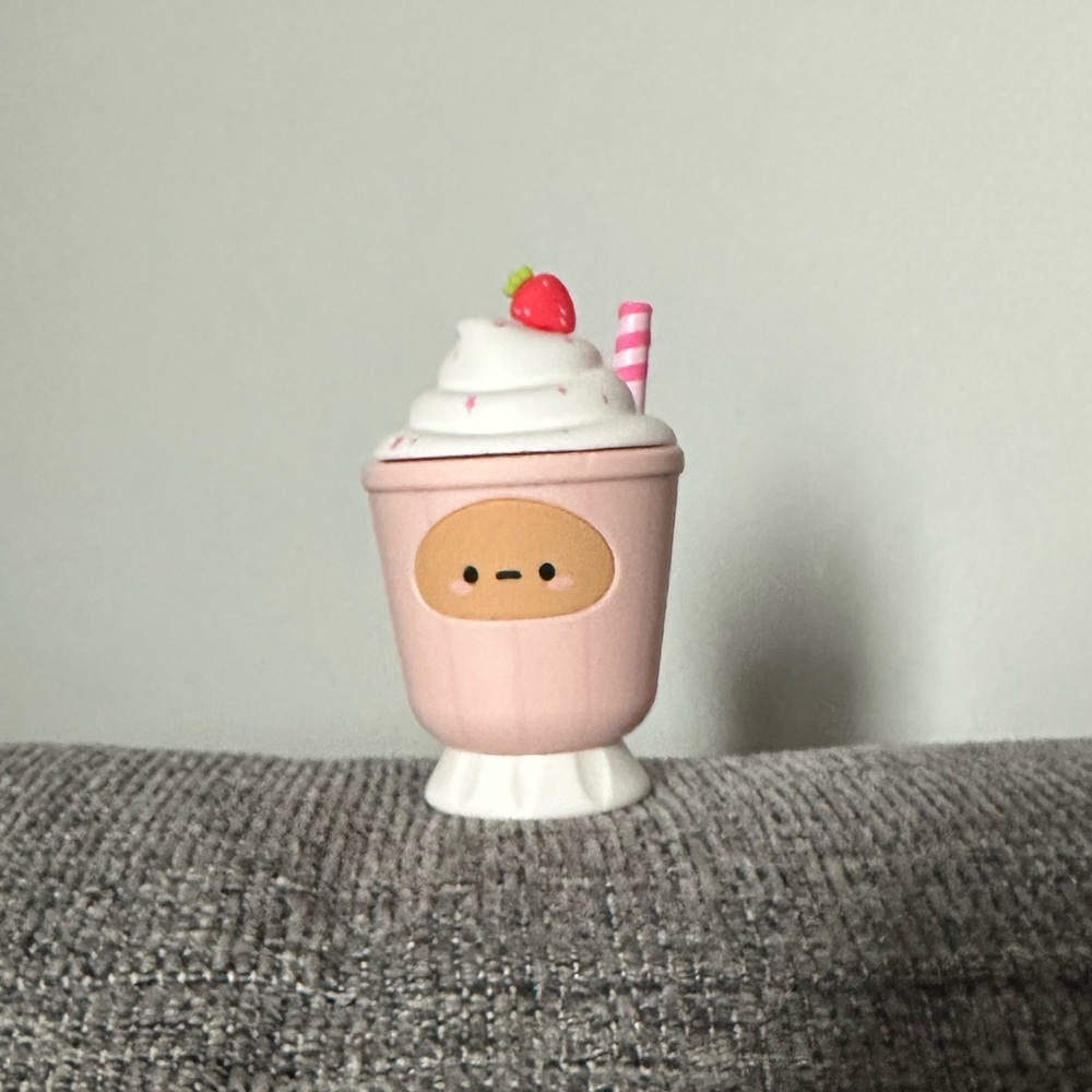 Tayto’s diner blind box figure - Tayto potato shake